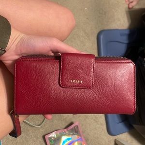 Fossil hand wallet NEVER BEEN USED